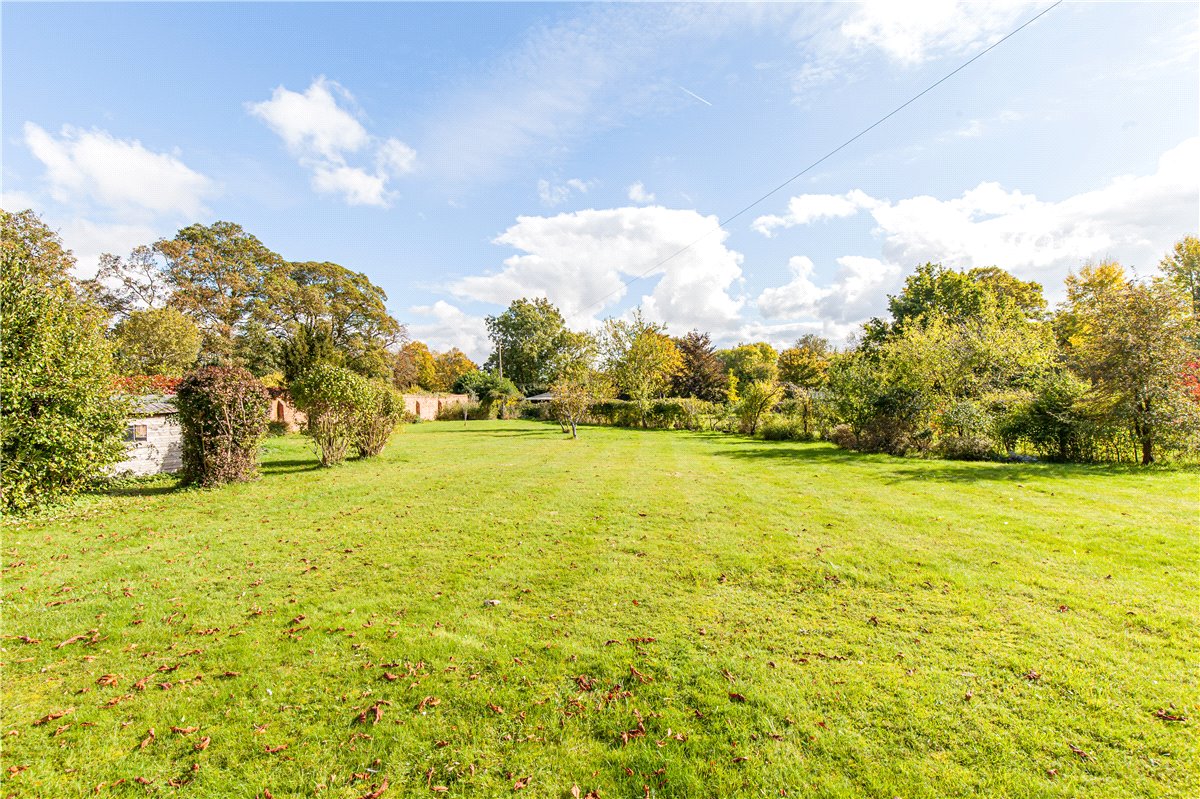4 bedroom House, Church Lane, South Moreton, OX11 - , Image 12