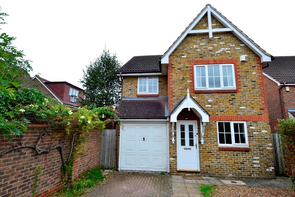 4 bedroom House, Northweald Lane, Kingston upon Thames, KT2 - , Image 2