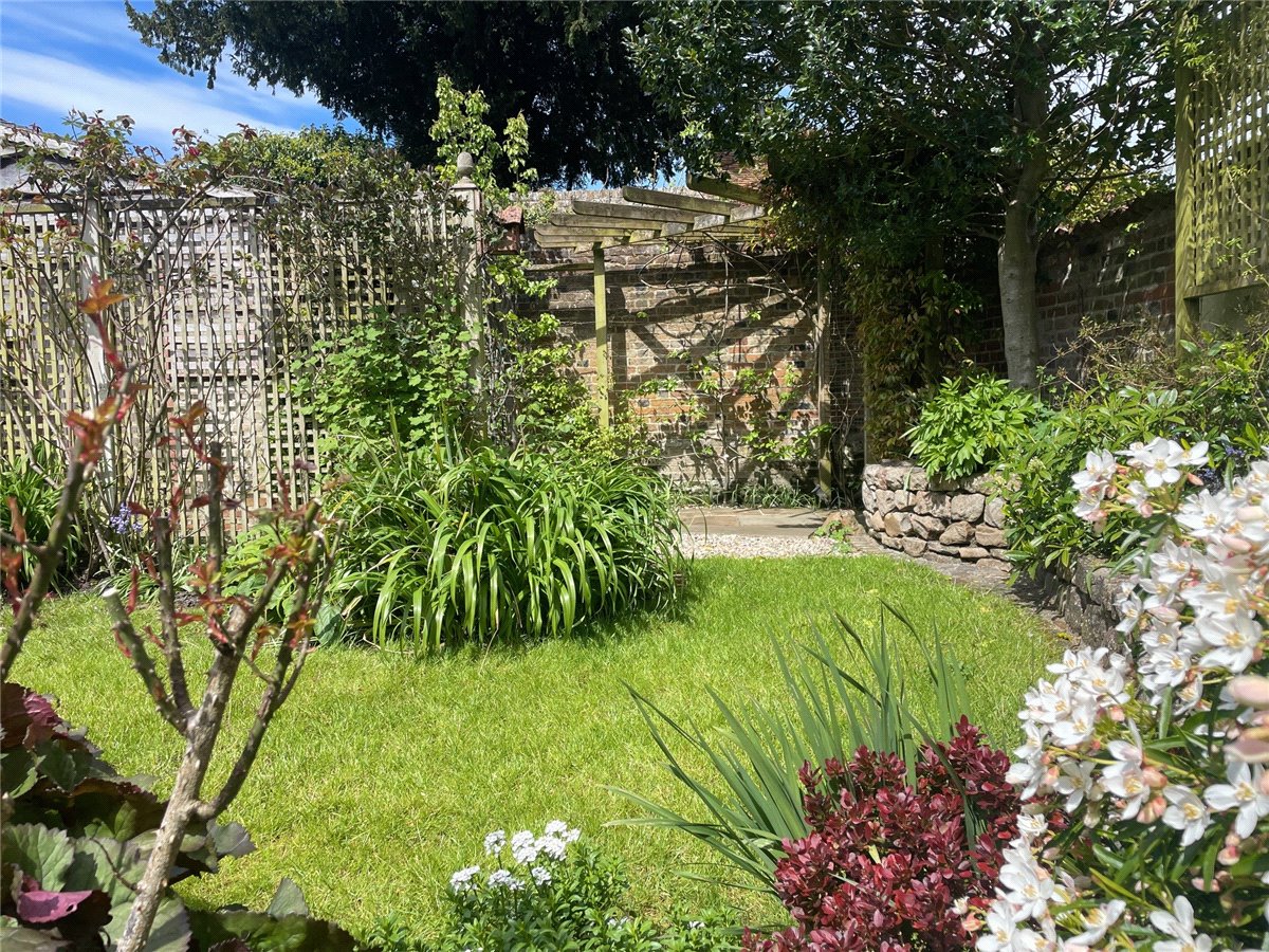 4 bedroom House, Silverless Street, Marlborough, SN8 - Available, Image 13