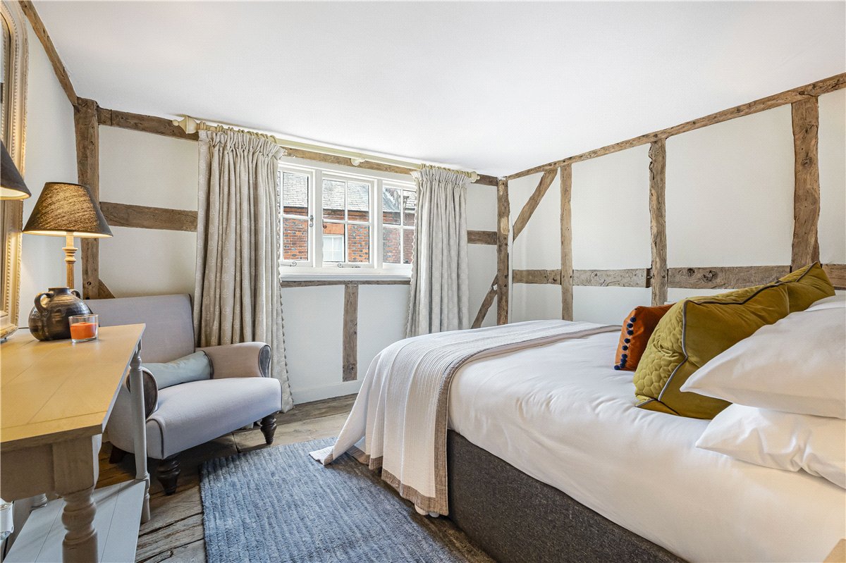 4 bedroom House, Silverless Street, Marlborough, SN8 - Available, Image 13