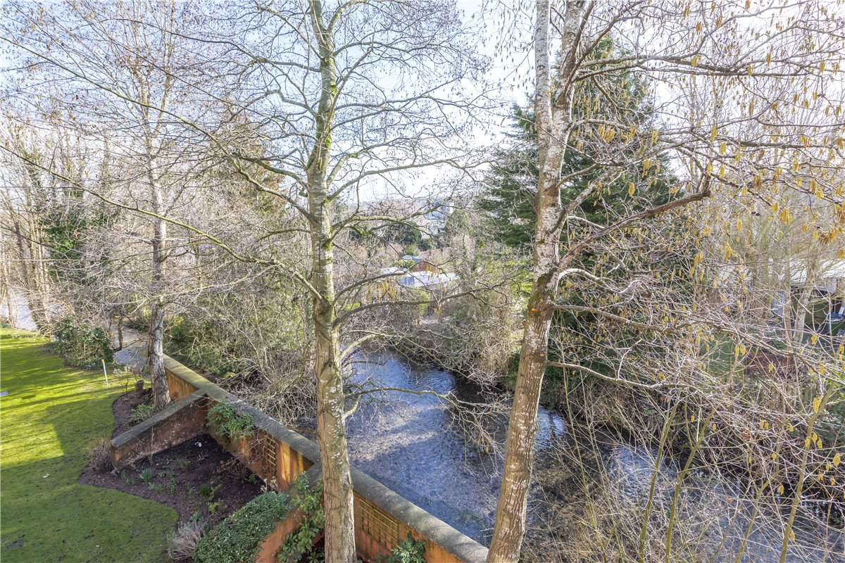 1 bedroom Flat, Kelham Gardens, Marlborough, SN8 - , Image 8