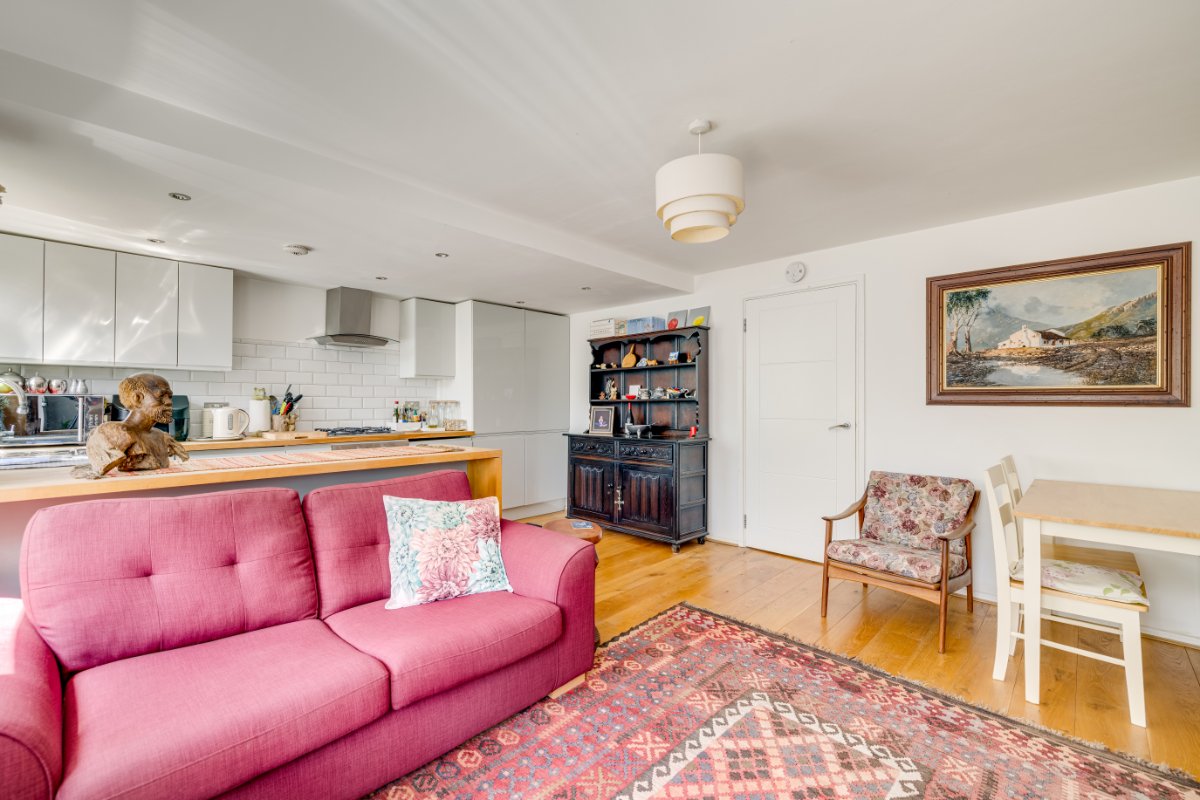 1 bedroom Flat, Harrowdene Gardens, Teddington, TW11 - Available, Image 1