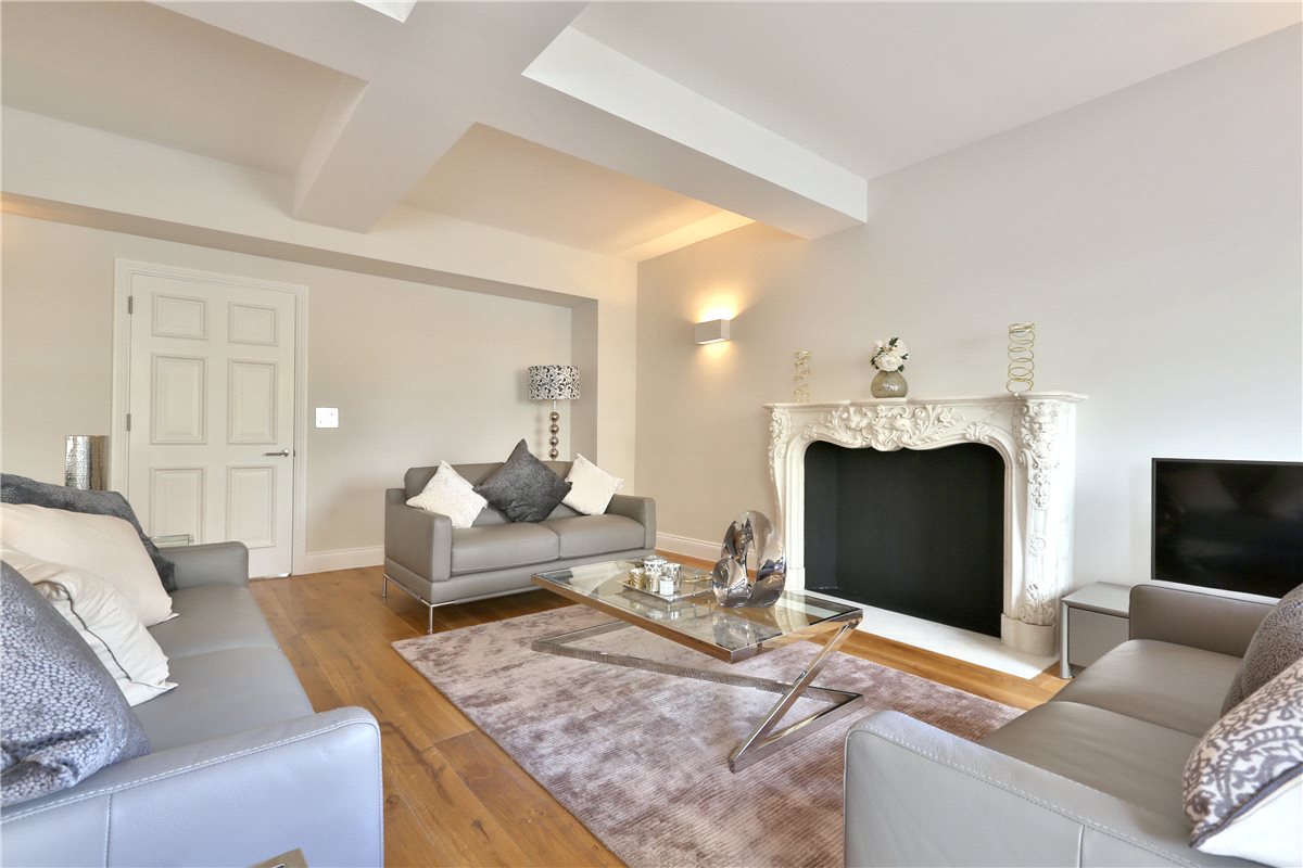 2 bedroom Flat, Bryanston Square, Marylebone, W1H - Available