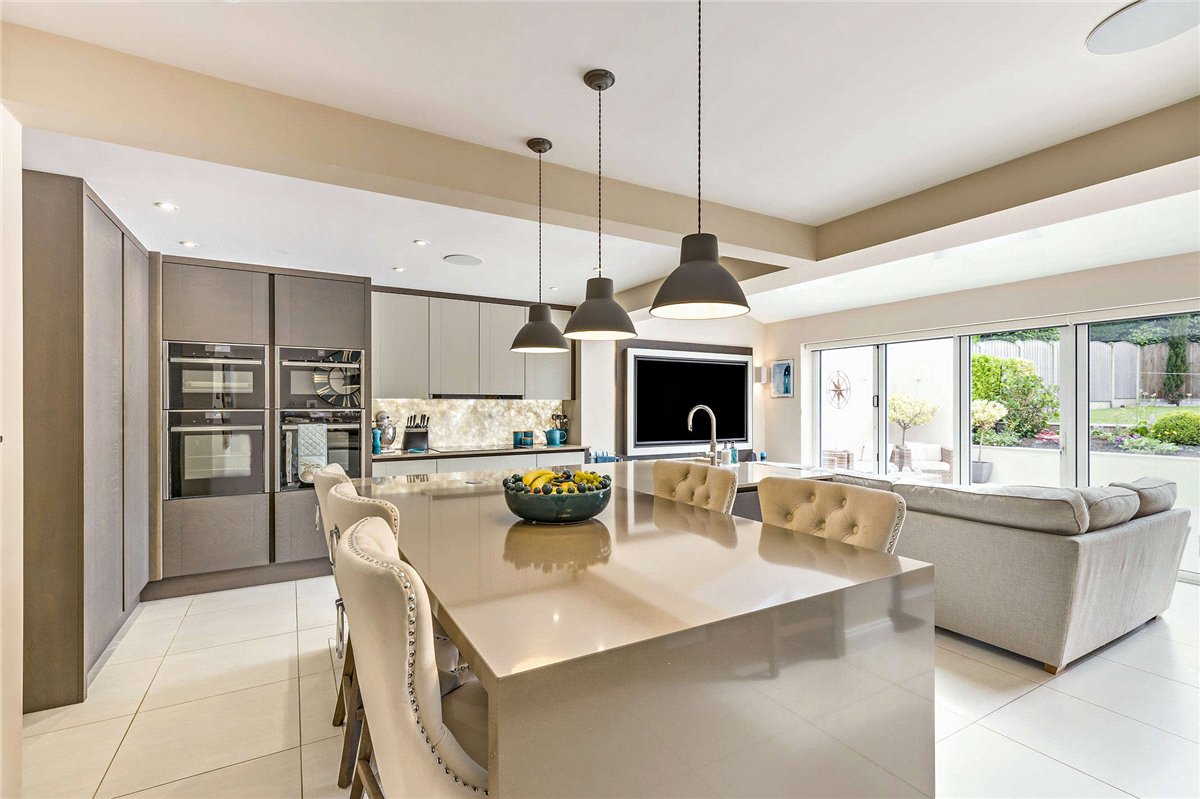 4 bedroom House, Walton Station Lane, Wakefield, WF2 - Available, Image 10