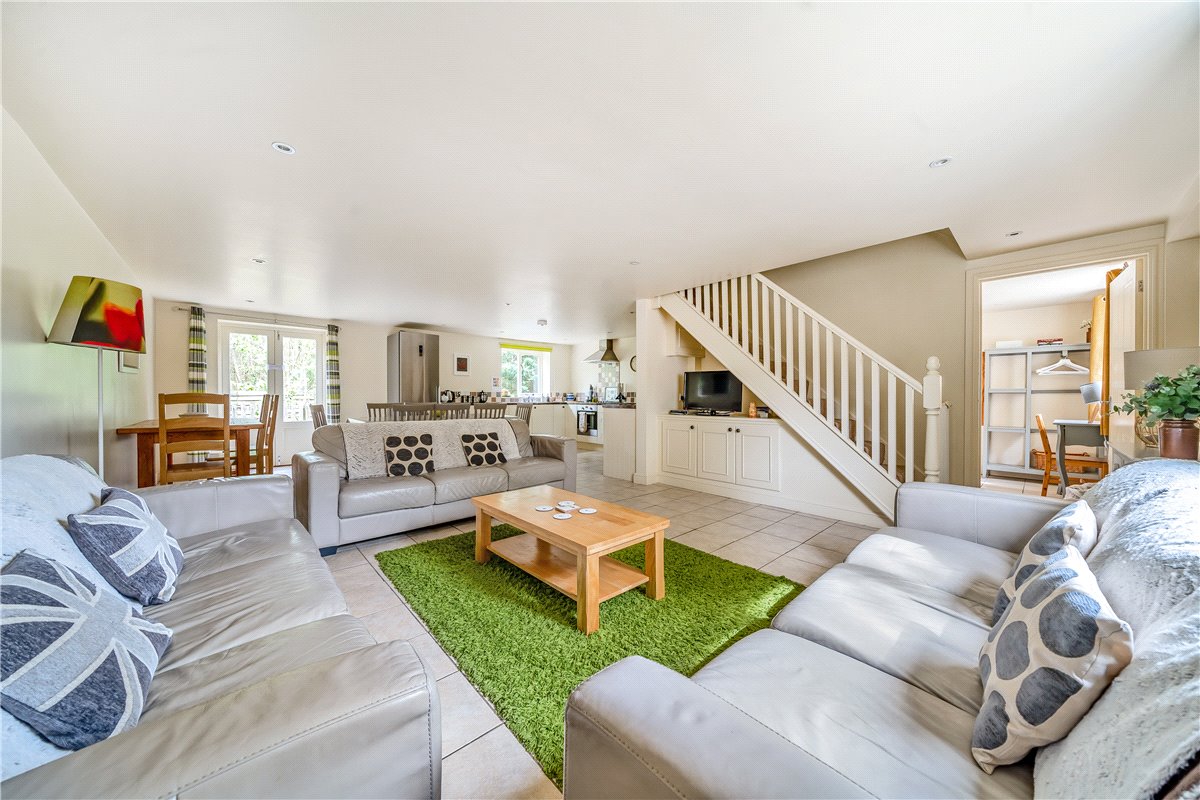 5 bedroom House, Northfield Lane, Nassington, PE8 - Available, Image 11