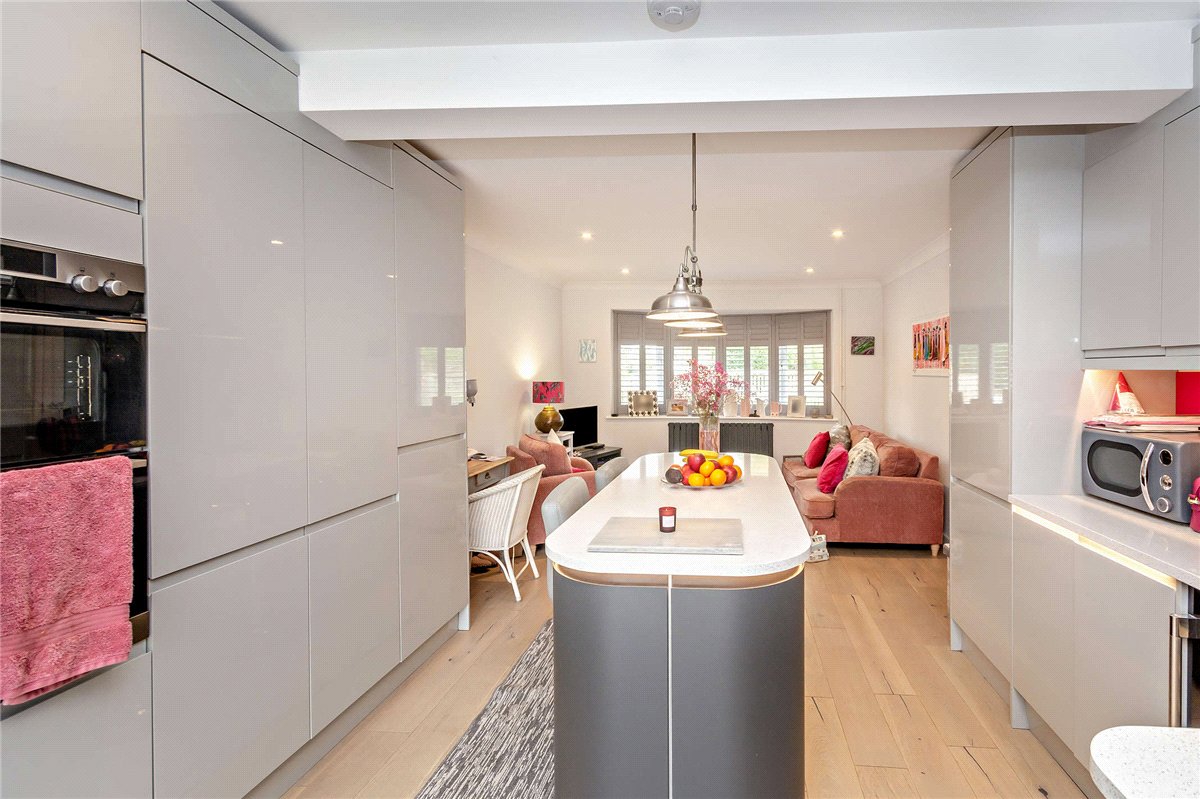 3 bedroom House, Craven Road, Inkpen, RG17 - Available, Image 9
