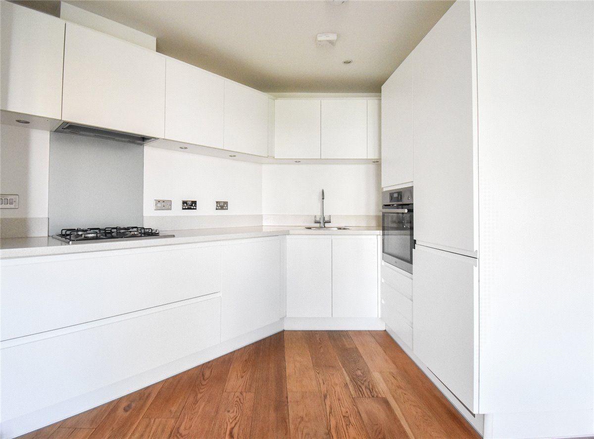 2 bedroom Flat, Glenalmond Avenue, Cambridge, CB2 - Let Agreed, Image 1