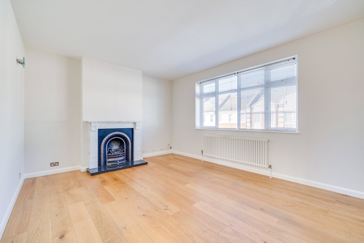 2 bedroom Flat, Racton Road, London, SW6 - Let Agreed