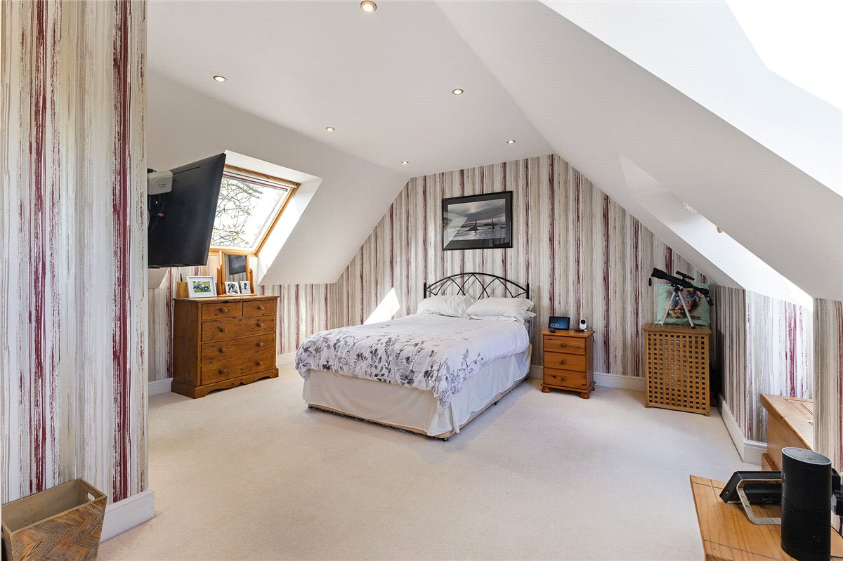 4 bedroom House, Upavon Road, North Newnton, SN9 - Available, Image 9