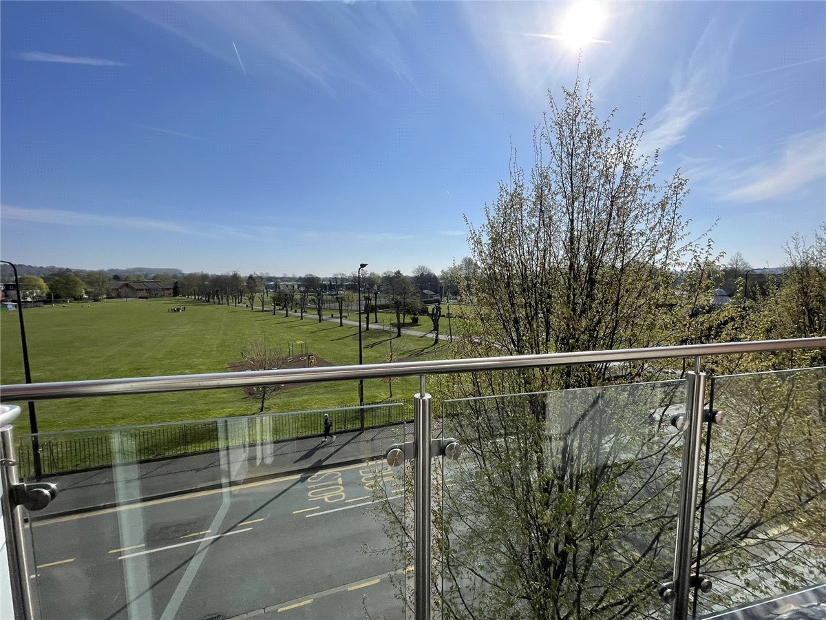 1 bedroom Flat, Park Way, Newbury, RG14 - , Image 7