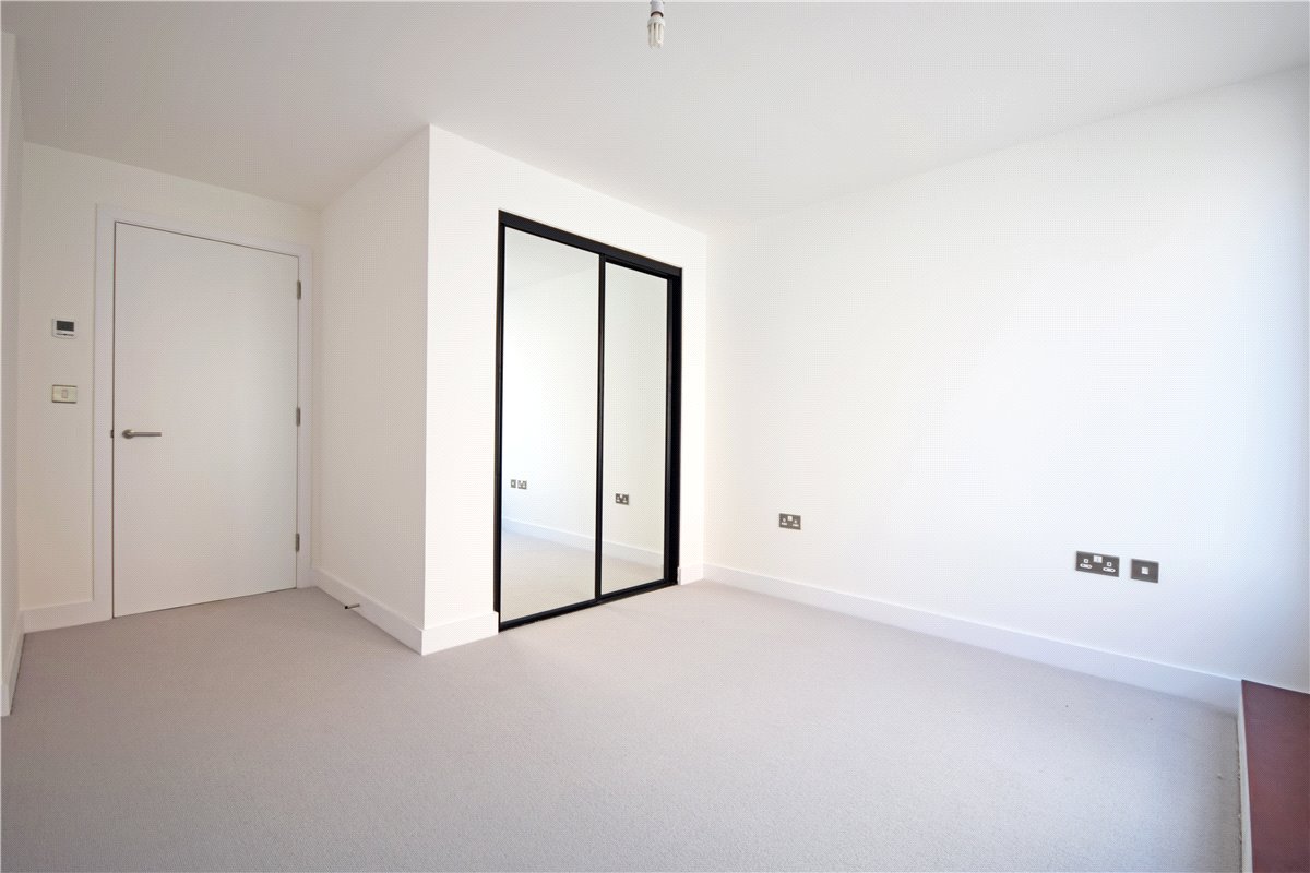 1 bedroom Flat, Scholars Court, Homerton Gardens, CB2 - Available, Image 5