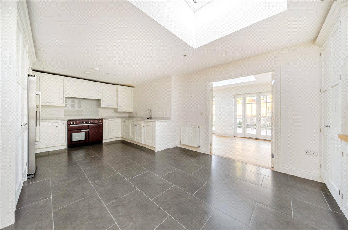 3 bedroom House, Clarendon Court, Marlborough, SN8 - Sold, Image 1