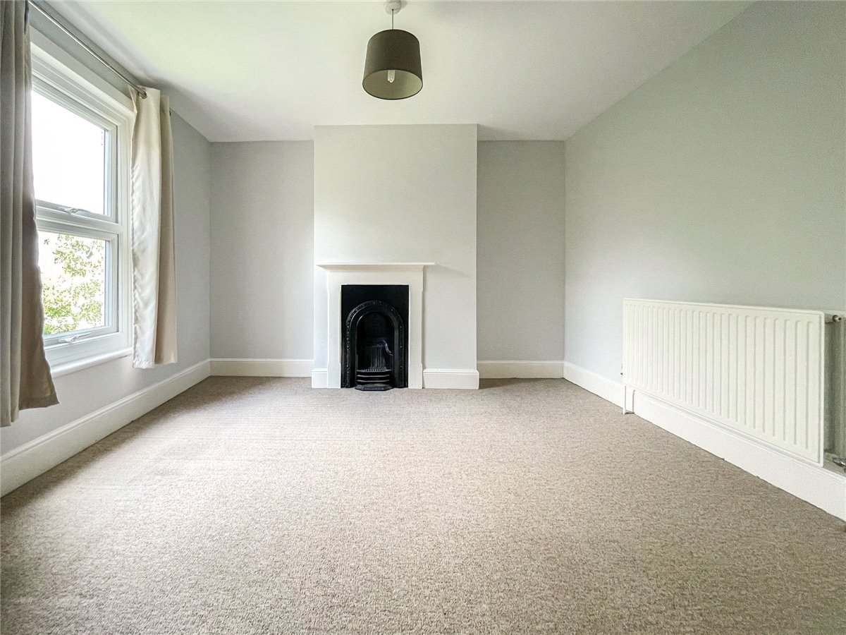 2 bedroom House, Pages Close, Histon, CB24 - , Image 2