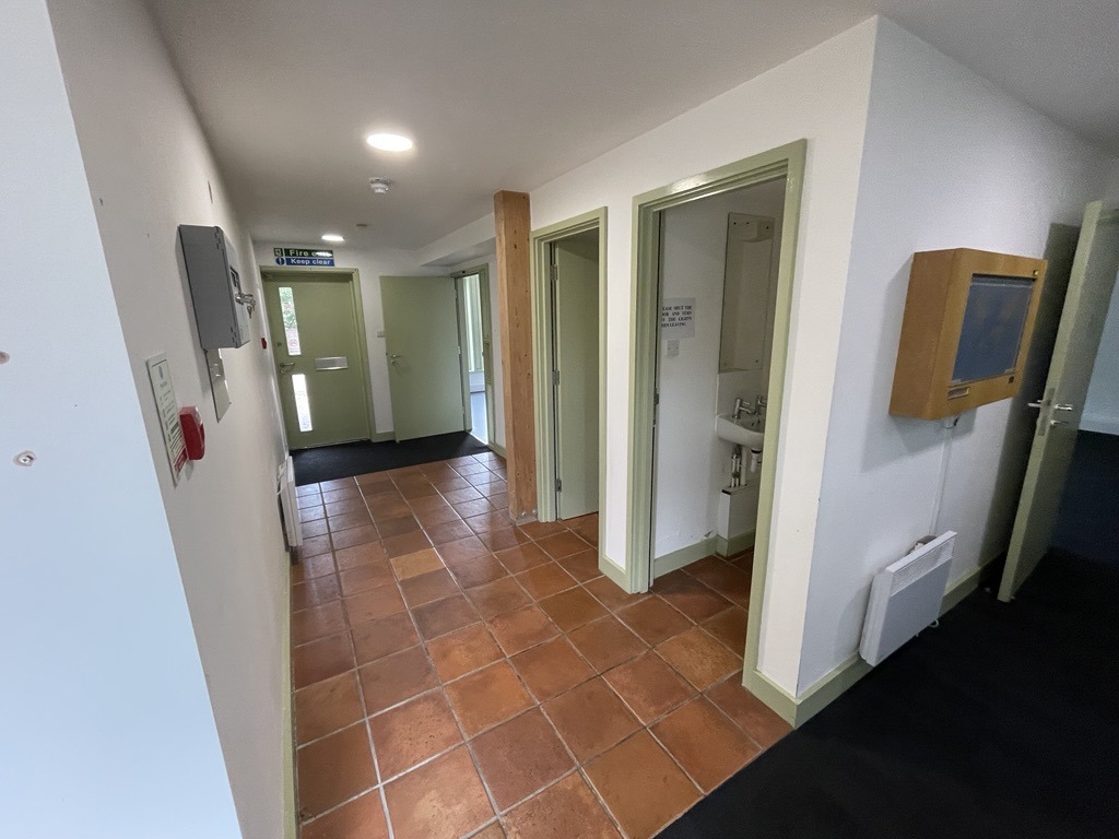 2167 Sq Ft, High Ditch Road, Cambridge, CB5 - Available, Image 4