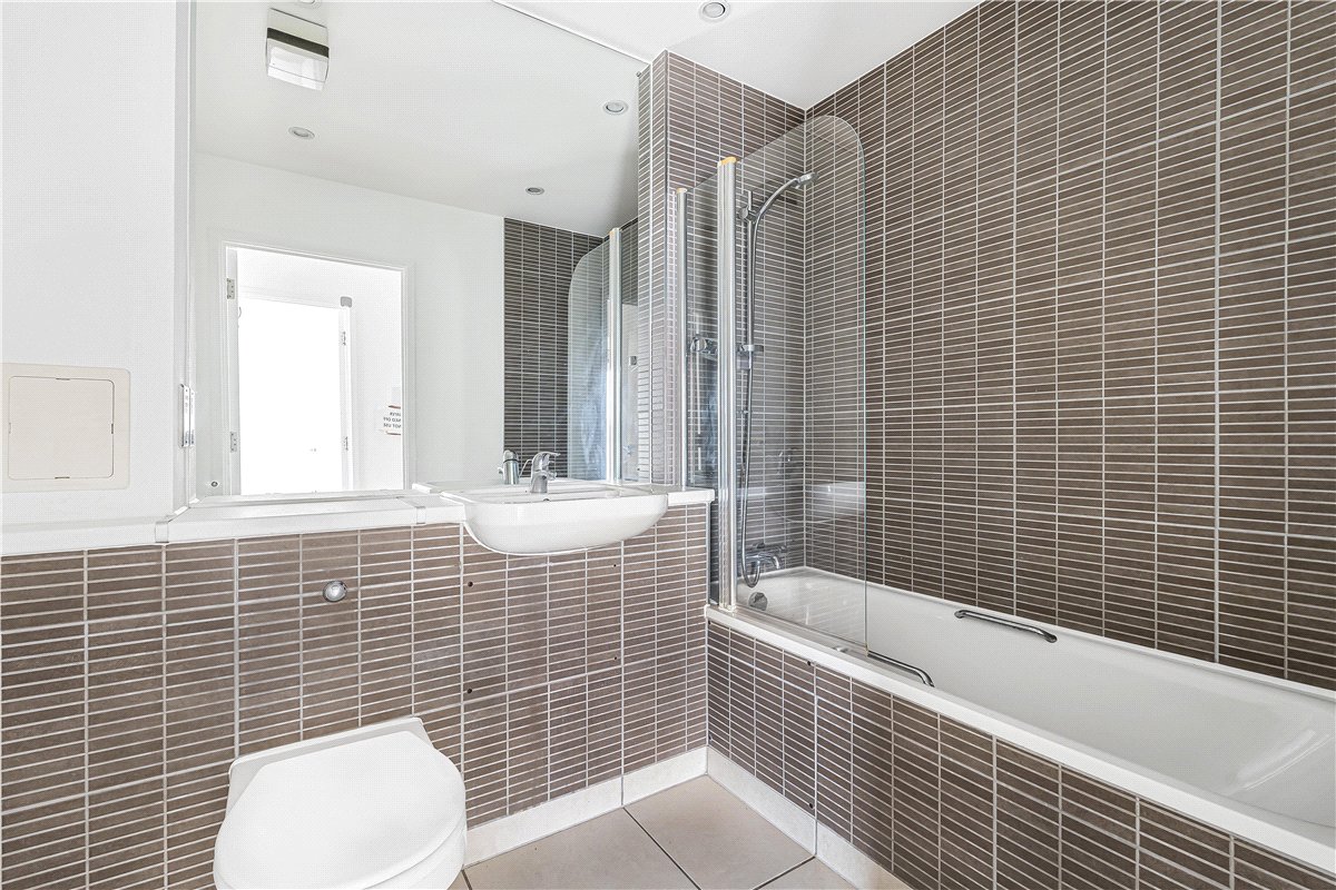 2 bedroom Flat, Park Village East, London, NW1 - Available, Image 10