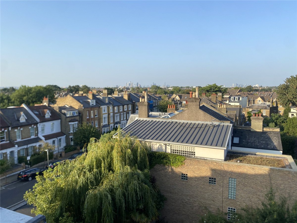 2 bedroom Flat, Trinity Road, London, SW17 - Available, Image 1