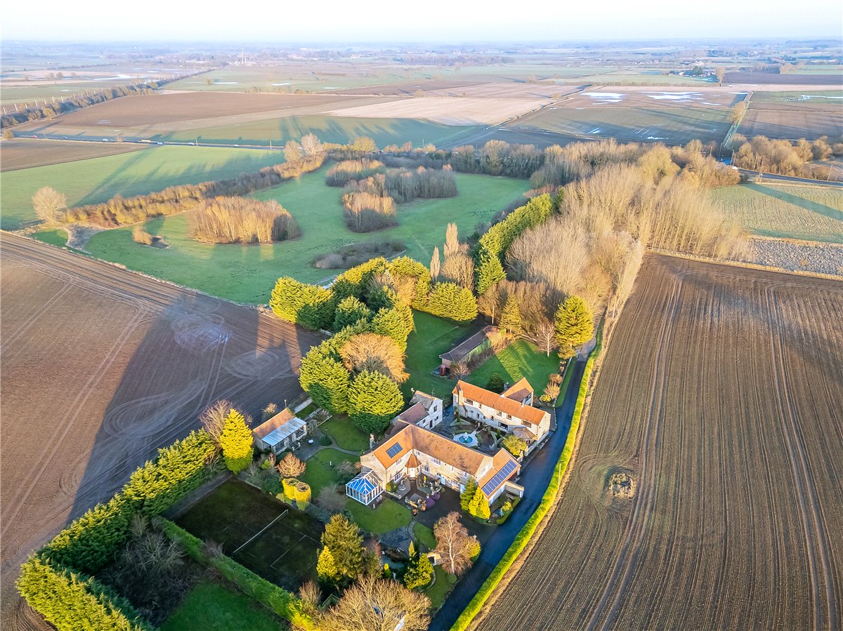 9 bedroom House, Tadcaster Road, Sherburn in Elmet, LS25 - Sold STC