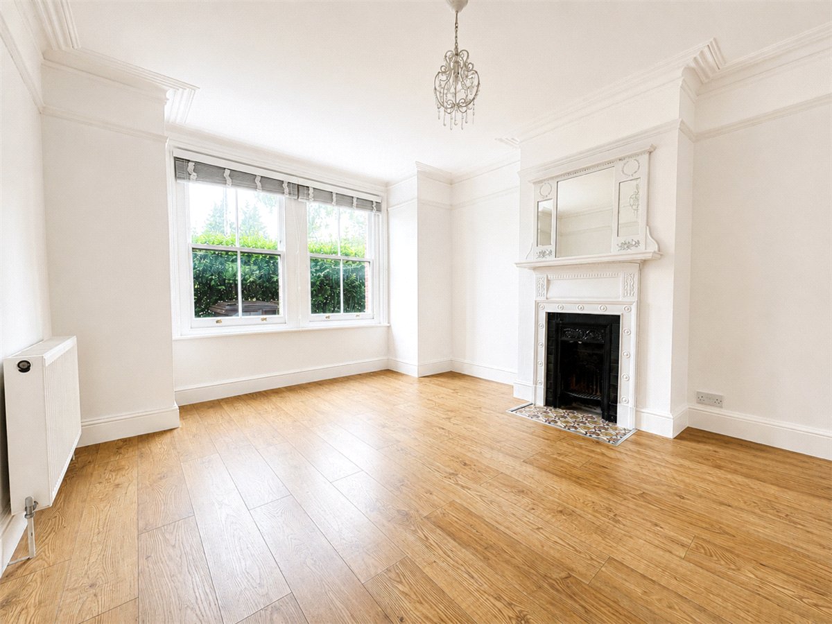 3 bedroom House, King Alfred Place, Winchester, SO23 - , Image 3