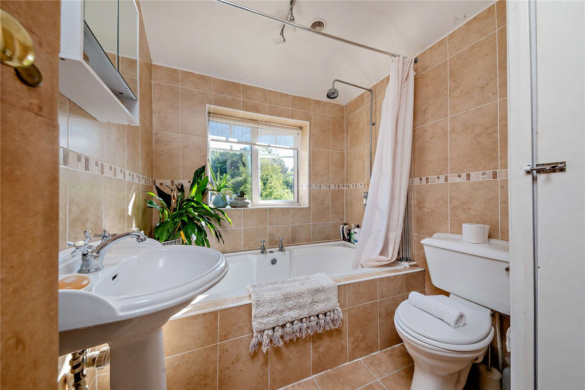 2 bedroom House, Pear Tree Lane, Newbury, RG14 - Sold STC, Image 10