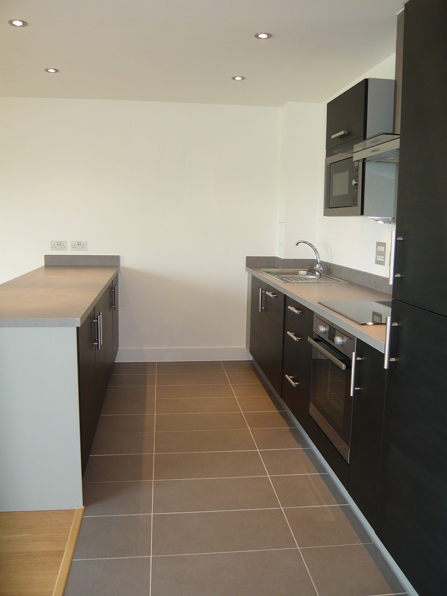 2 bedroom Flat, Park Way, Newbury, RG14 - Let Agreed, Image 5