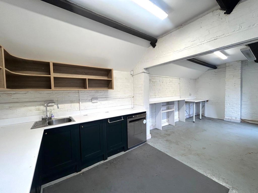 0 , Hollins Farm, Northallerton, DL6 - Available, Image 1