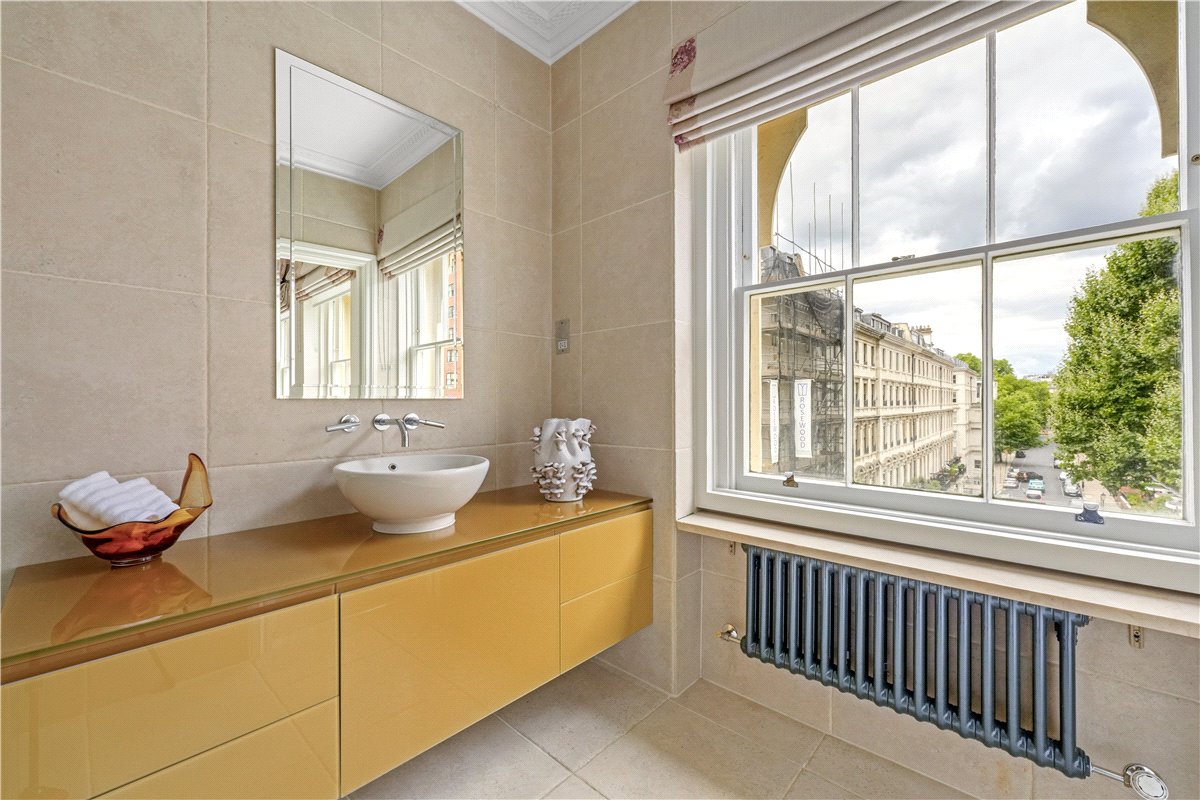 6 bedroom House, Ennismore Gardens, Knightsbridge, SW7 - Available, Image 12