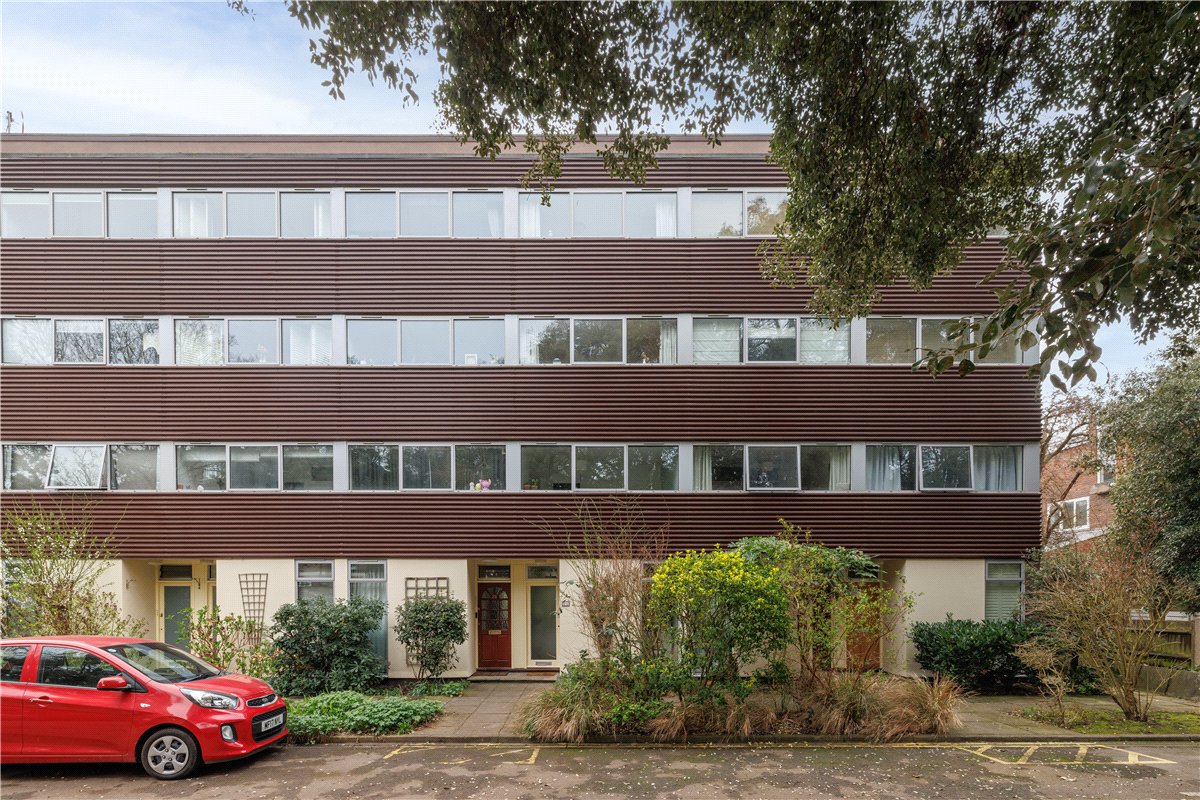 2 bedroom Maisonette, Claudia Place, London, SW19 - Sold, Image 8