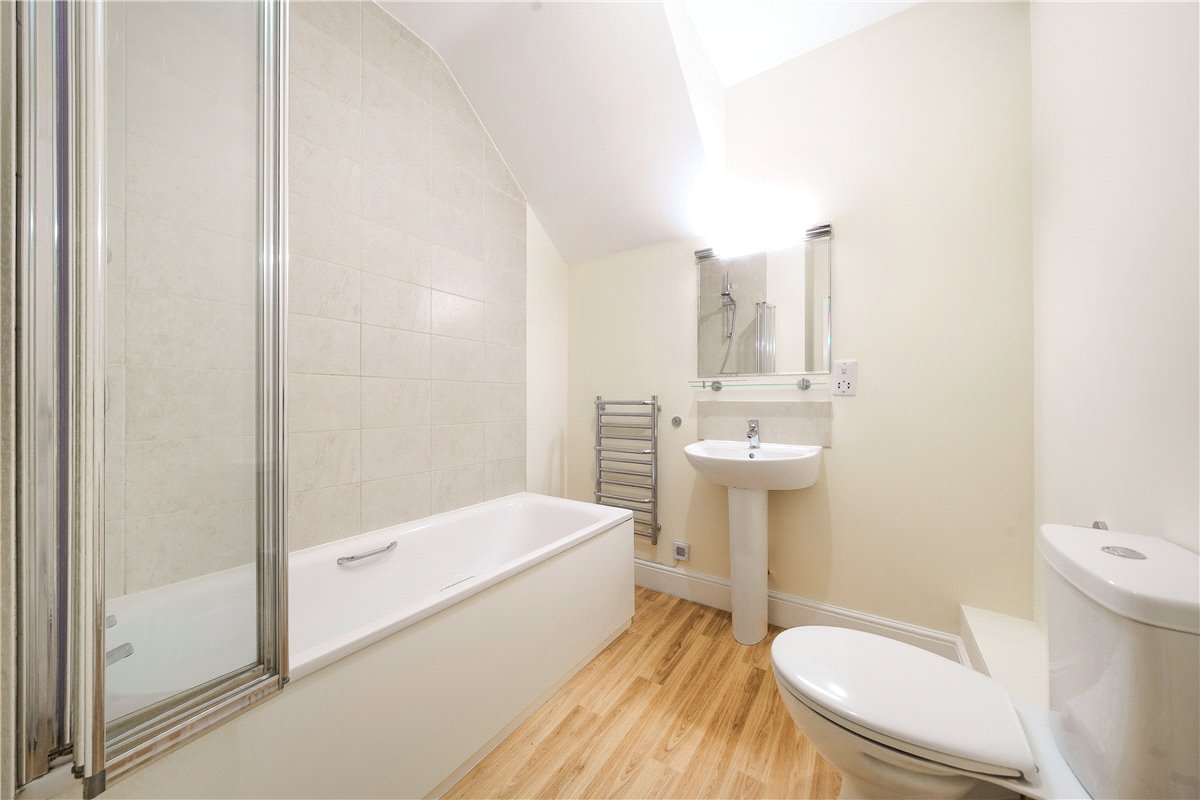 2 bedroom Flat, Stockbridge Road, Winchester, SO22 - Sold, Image 1