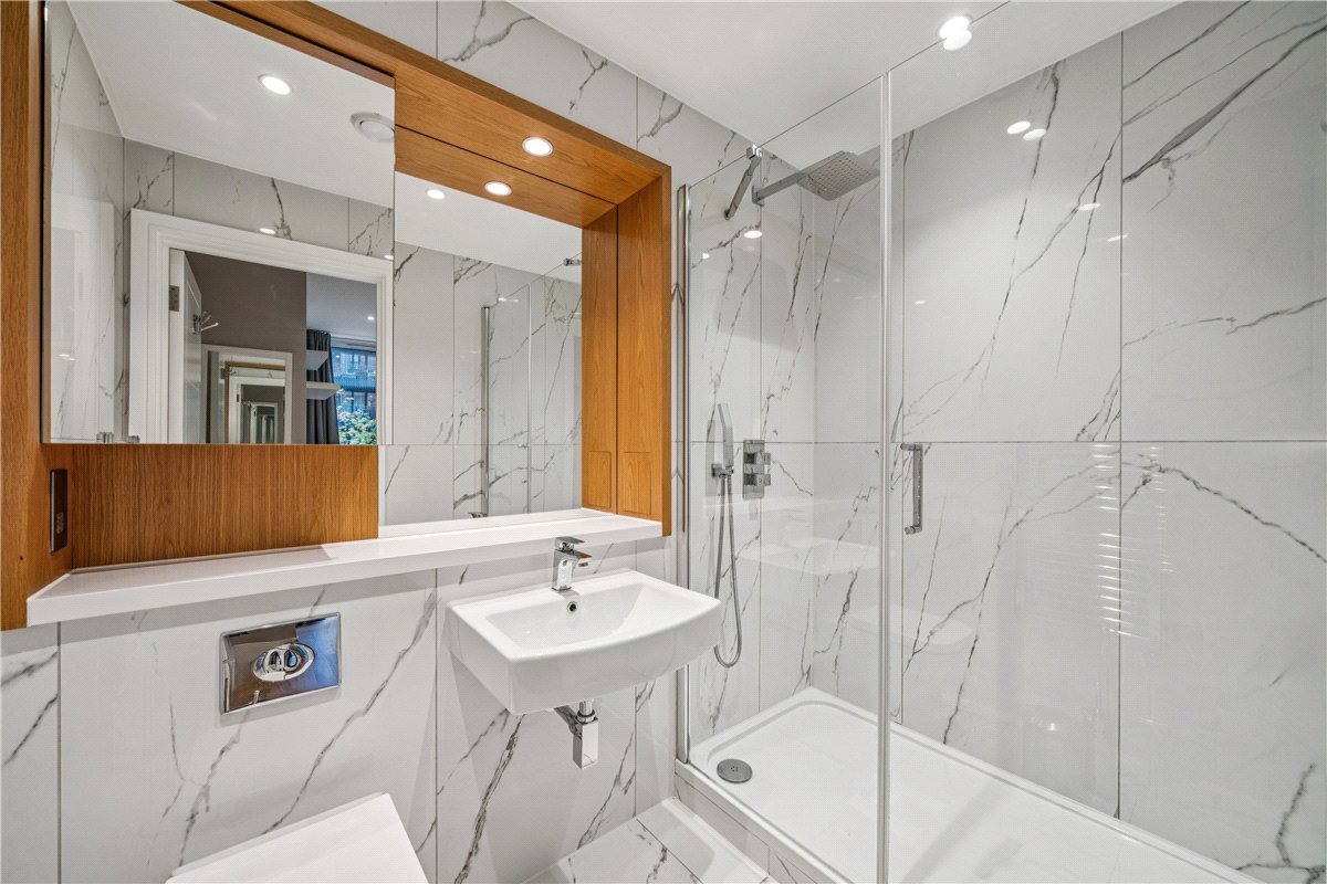 2 bedroom Flat, Wimbledon Grounds, London, SW17 - Available, Image 2