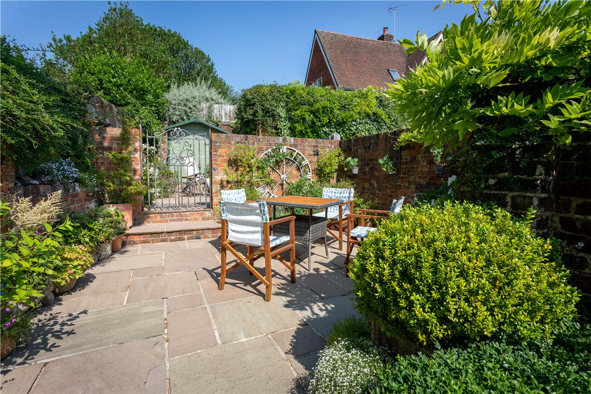 3 bedroom House, Neates Yard, Marlborough, SN8 - Sold, Image 4