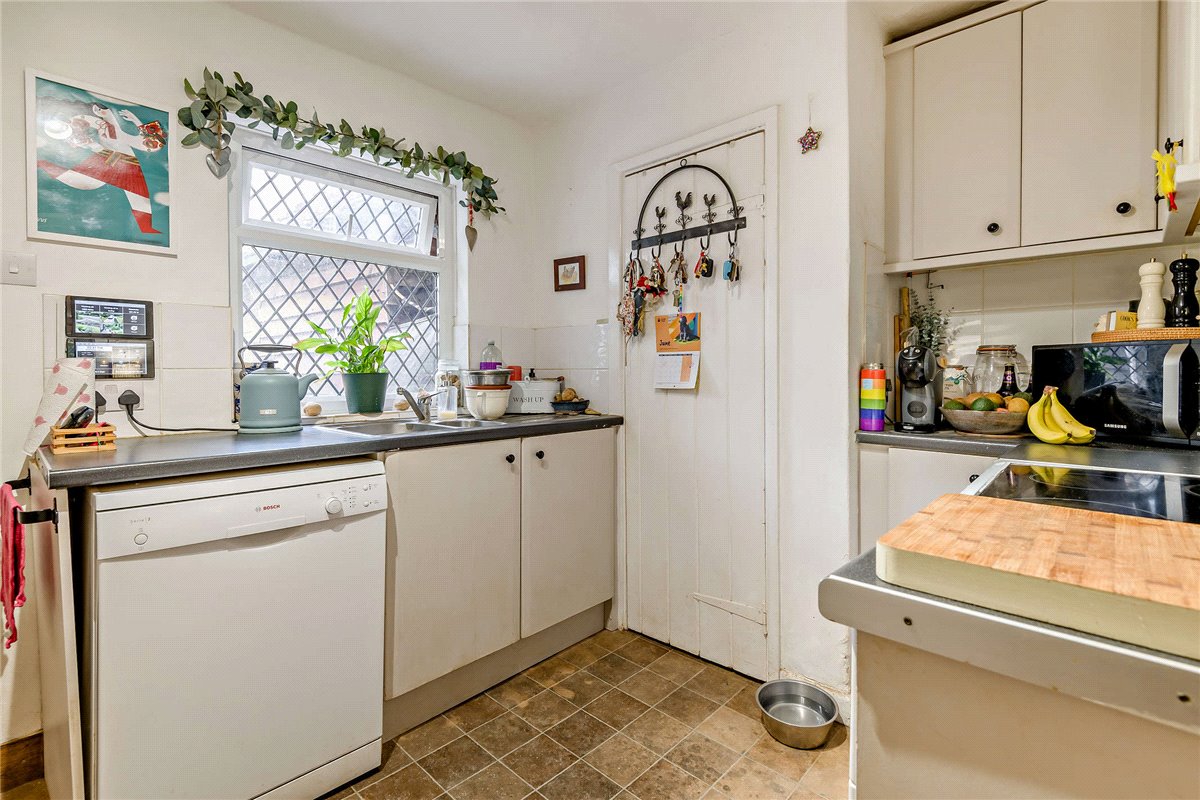3 bedroom House, Leckhampstead, Newbury, RG20 - Sold, Image 6