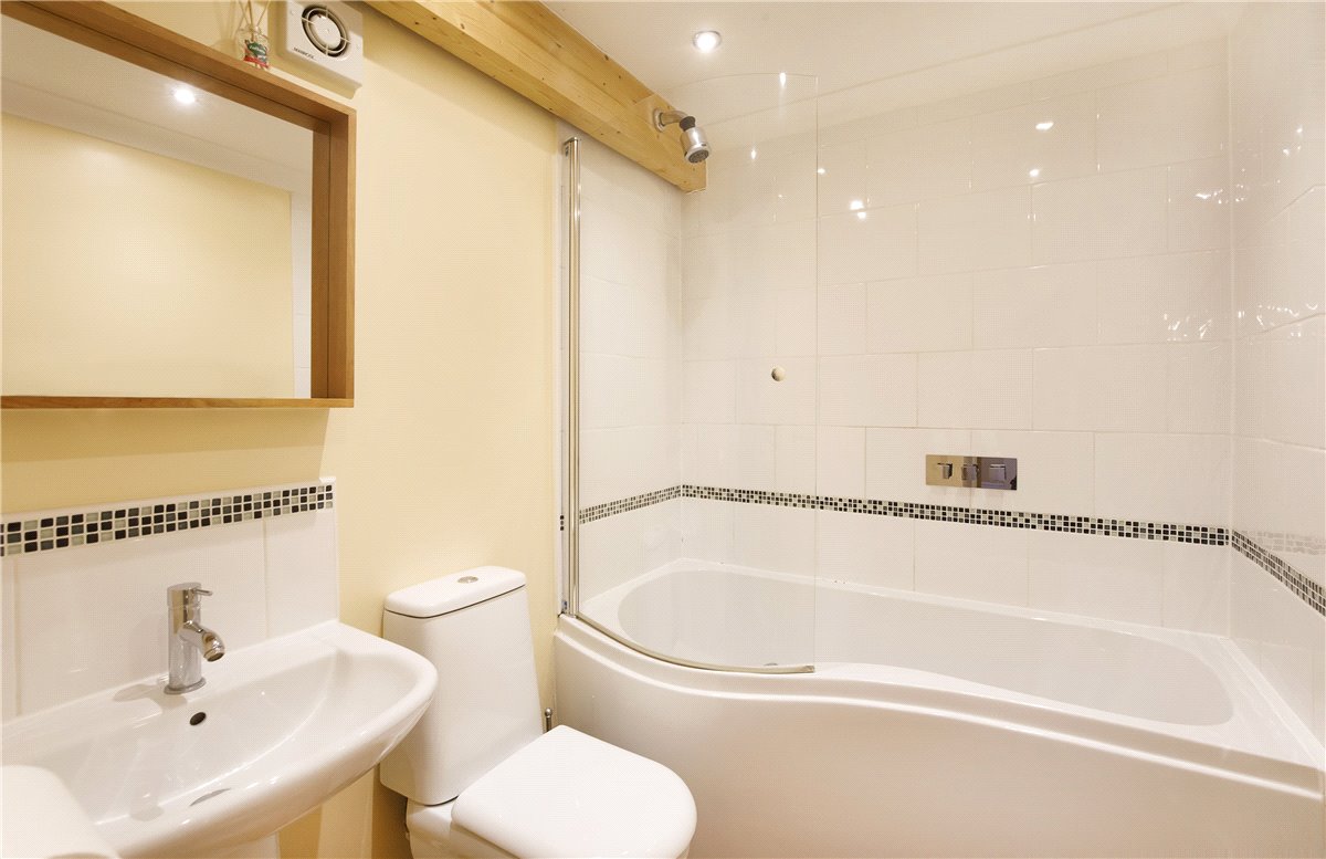 2 bedroom Maisonette, Churchside, Howden, DN14 - , Image 10
