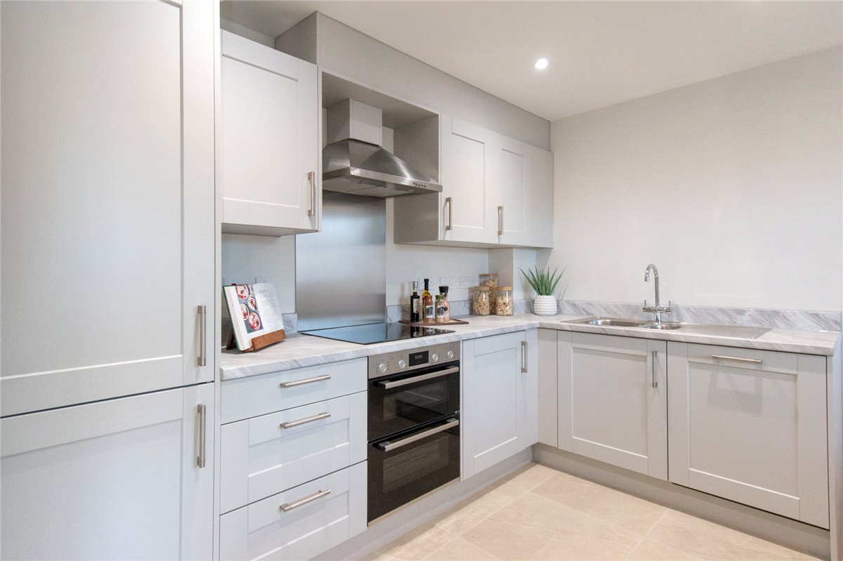 4 bedroom House, New Road, Haddenham, CB6 - Available, Image 1