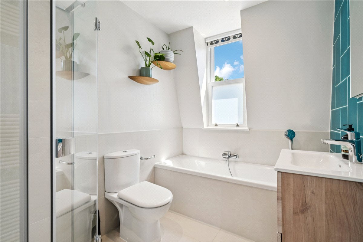 6 bedroom House, Cloncurry Street, London, SW6 - Available, Image 2