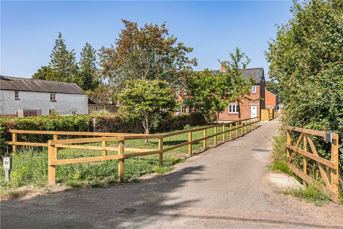 3 bedroom House, Eaton Road, Appleton, OX13 - Available, Image 1