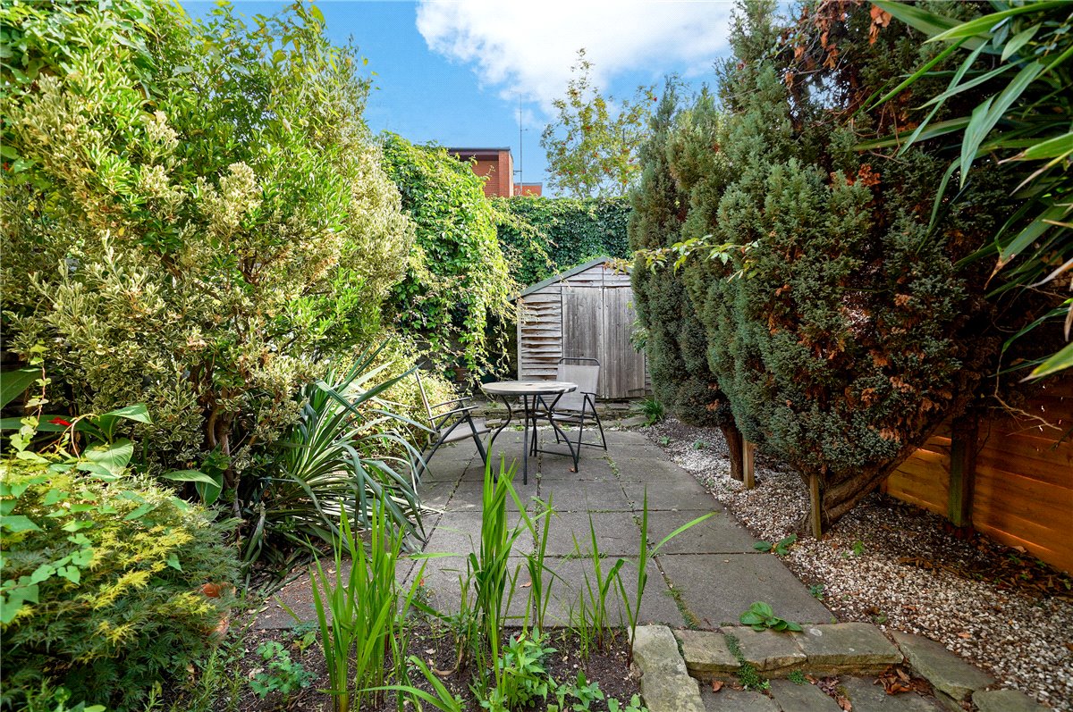 2 bedroom House, Burlington Road, London, SW6 - Sold STC, Image 2