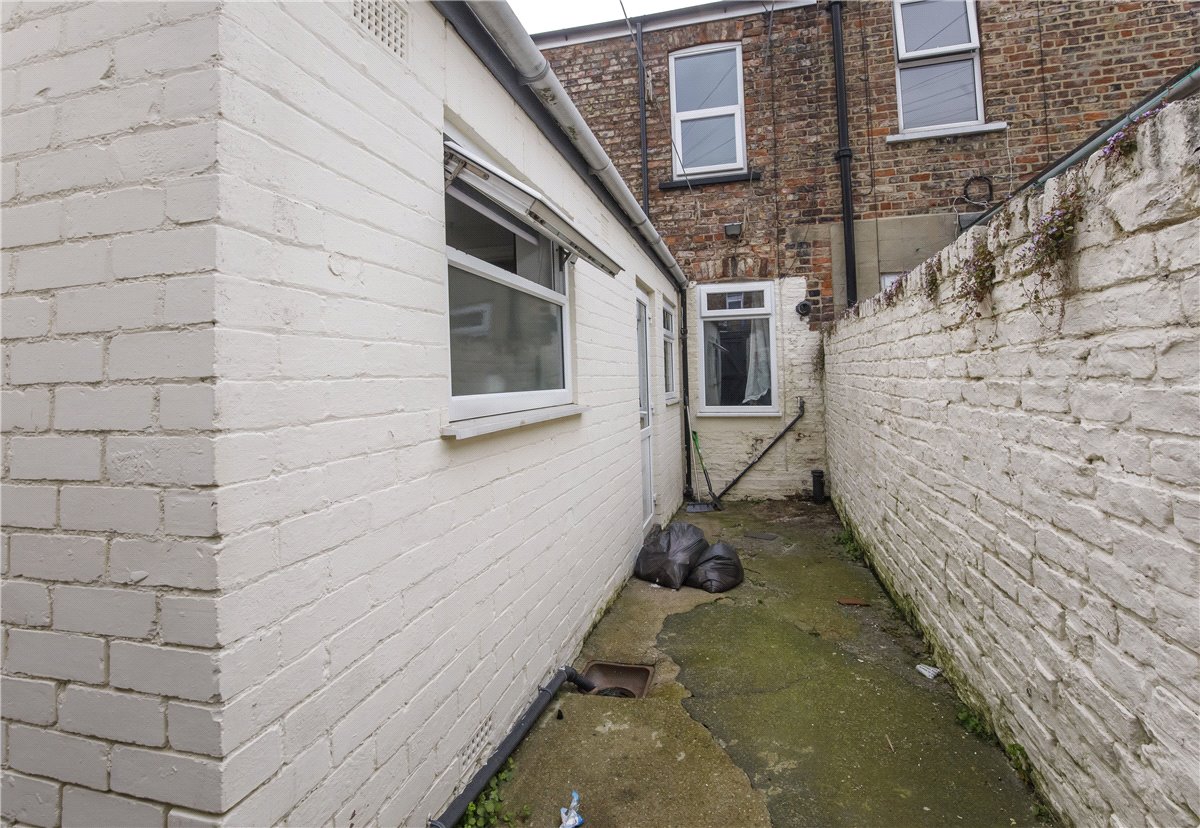 2 bedroom House, Queen Victoria Street, York, YO23 - Let Agreed, Image 1