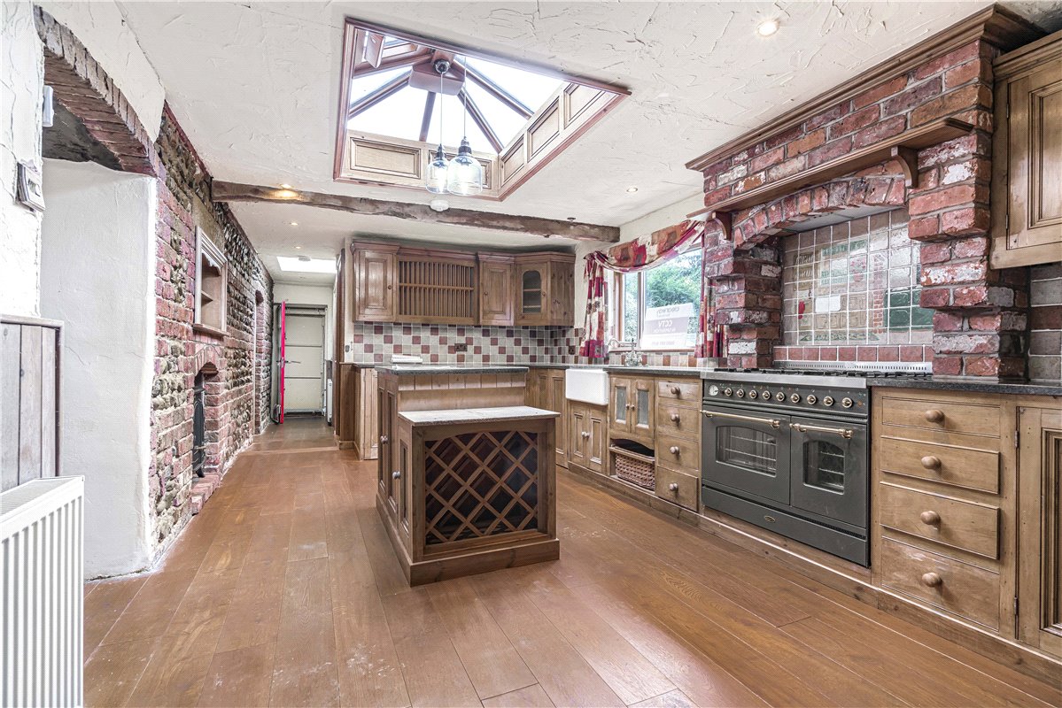 4 bedroom Cottage, Old Mains Lane, Poulton-le-Fylde, FY6 - Sold STC, Image 5