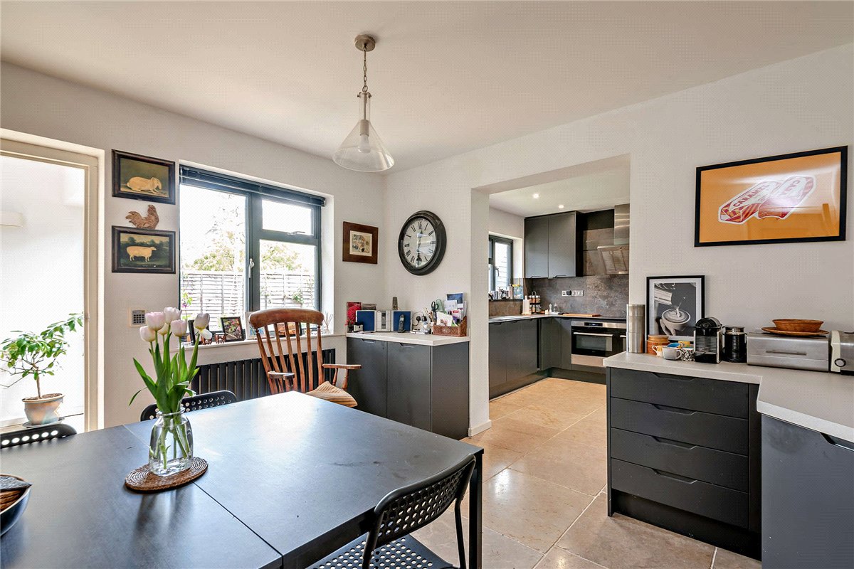 5 bedroom House, Gore End, Newbury, RG20 - Available, Image 1