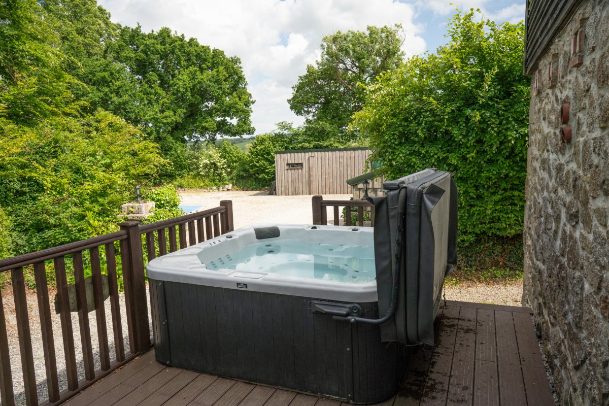 25 bedroom House, Callington, Cornwall, PL17 - Available, Image 25