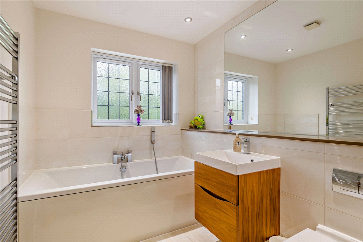 6 bedroom House, Monks Lane, Newbury, RG14 - Available, Image 15