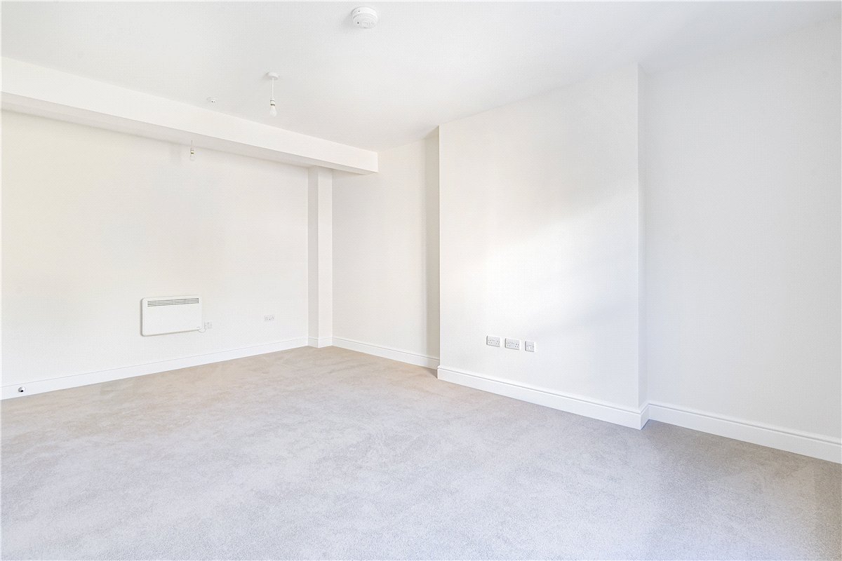 2 bedroom Flat, Walton Crescent, Oxford, OX1 - Available, Image 17