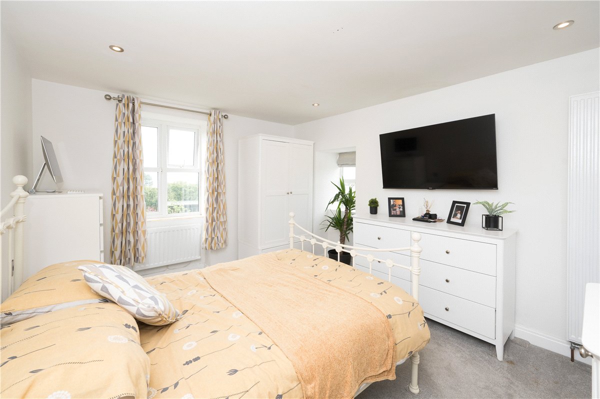 4 bedroom House, Follifoot Lane, Kirkby Overblow, HG3 - Available, Image 4