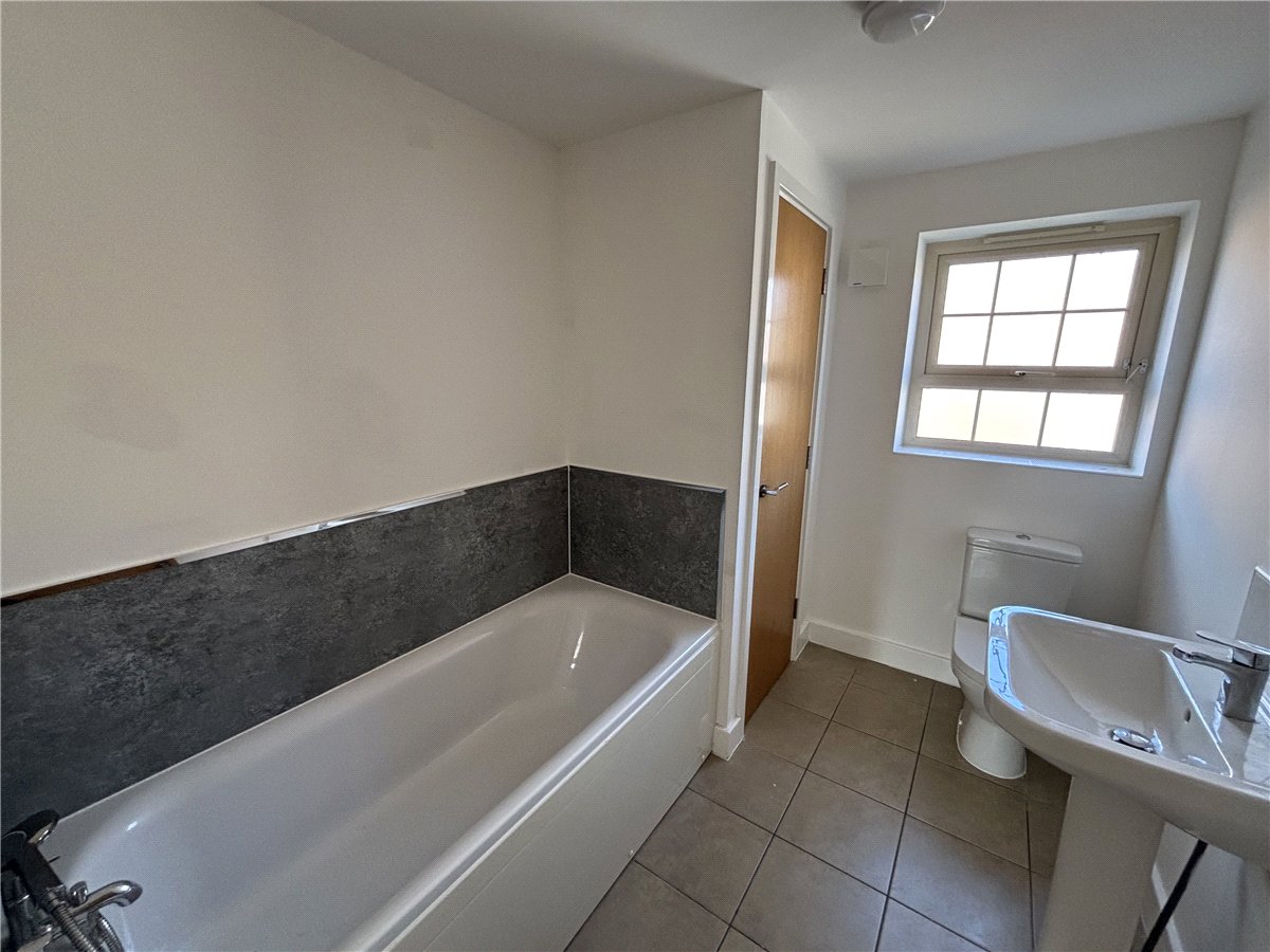 3 bedroom House, Comelybank Drive, Mexborough, S64 - Let Agreed, Image 5