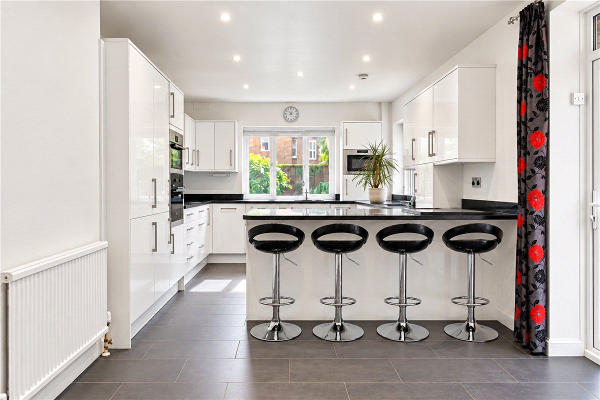 3 bedroom House, Kenyon Street, London, SW6 - Under Offer