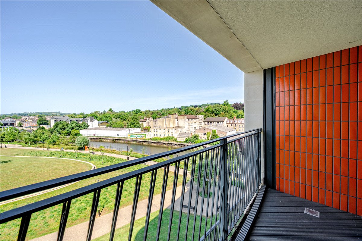 2 bedroom Flat, Victoria Bridge Road, Bath, BA2 - , Image 9