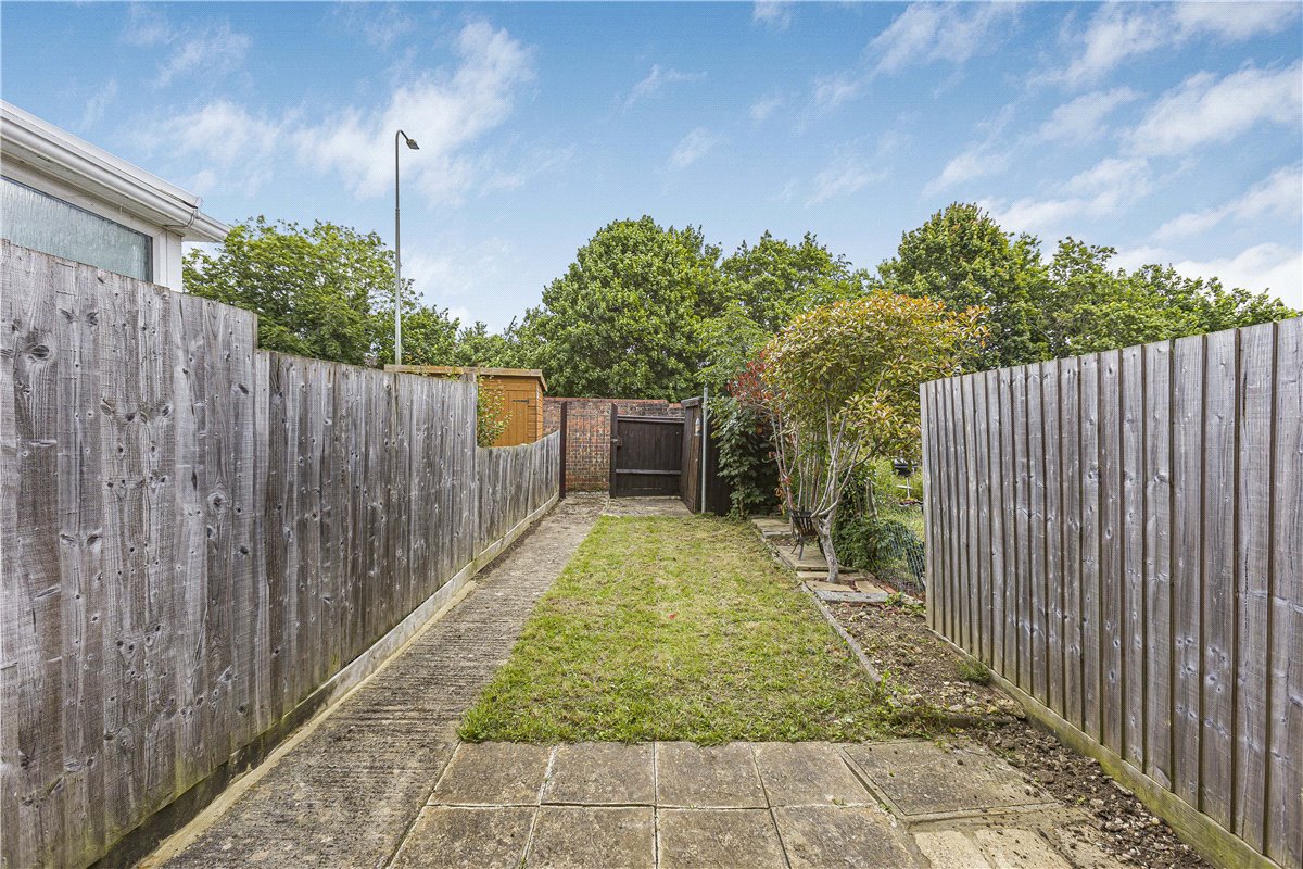 2 bedroom House, Barn Close, Kidlington, OX5 - , Image 8