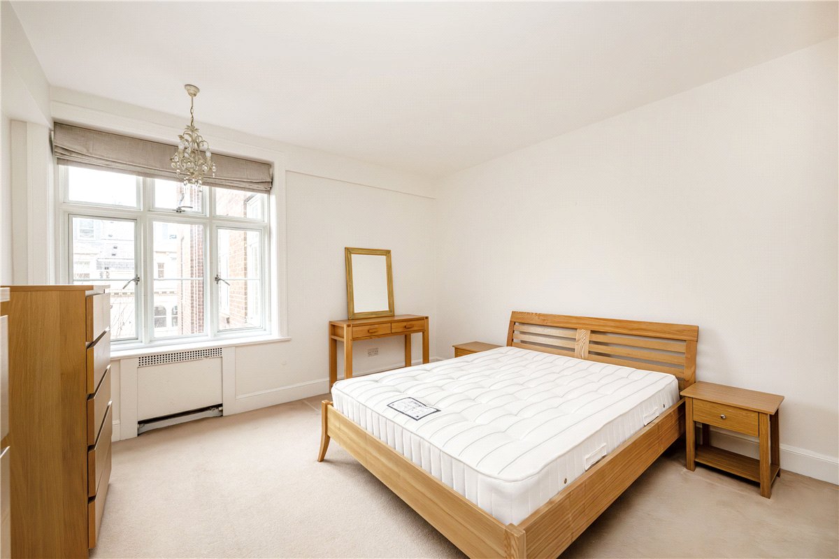 1 bedroom Flat, Chesterfield Gardens, Mayfair, W1J - Let Agreed, Image 4