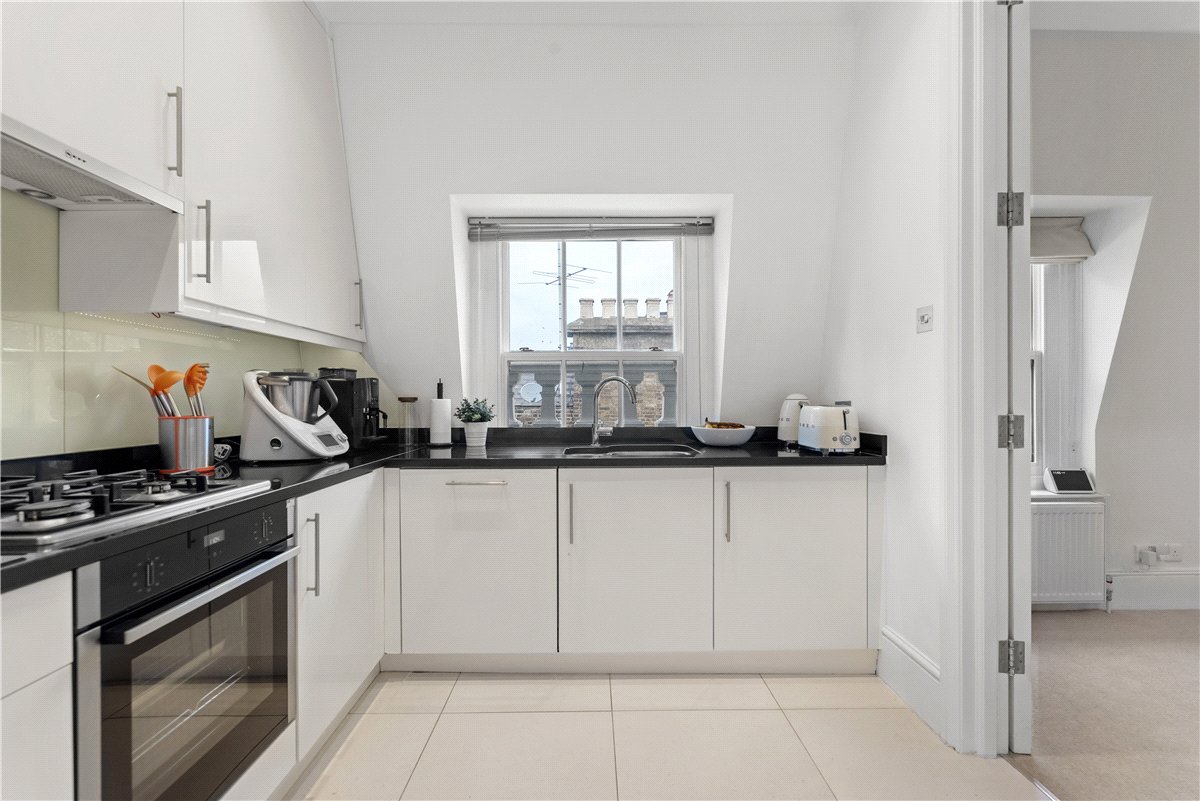 3 bedroom Flat, Addison Road, Holland Park, W14 - Available, Image 9