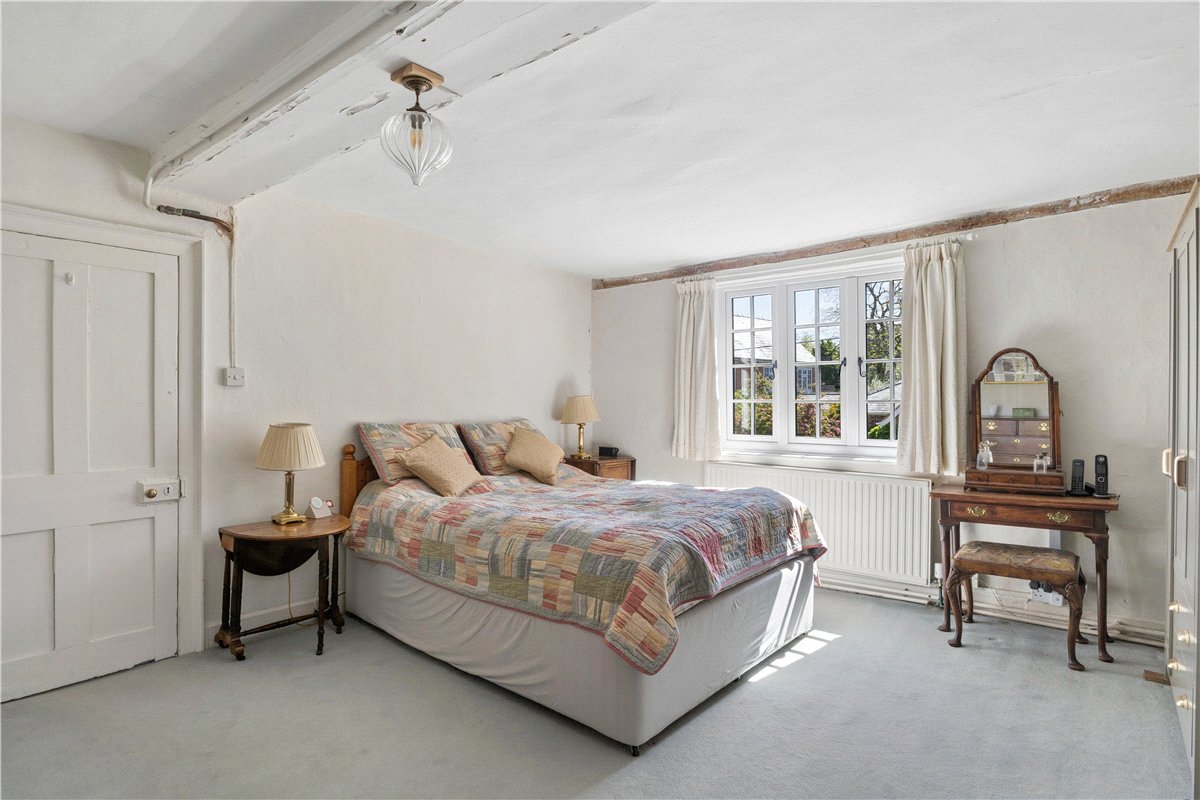 6 bedroom House, The Street, All Cannings, SN10 - Available, Image 14
